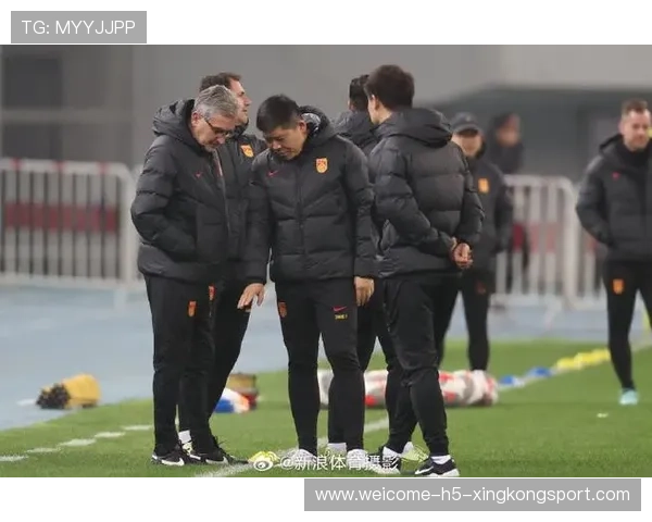 球队教练团队接受媒体采访,球队教练的作用 球队教练团队接受媒体采访,球队教练的作用