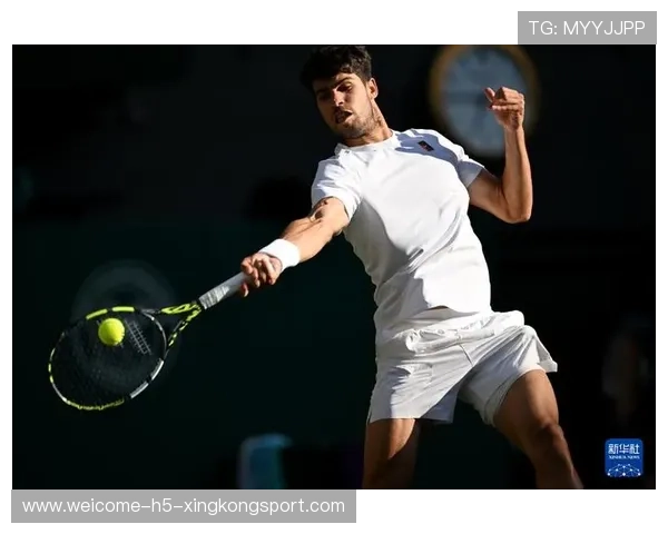 英国网球公开赛四强争夺战激烈,悬念不断,英国网球运动 英国网球公开赛四强争夺战激烈,悬念不断,英国网球运动